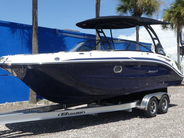 2025 Hurricane SunDeck 2600 OB