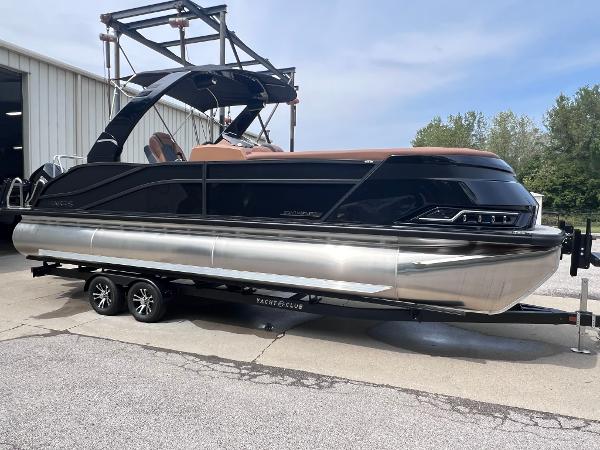 2025 Harris 250 GRAND MARINER V10 400