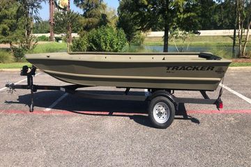 2026 Tracker Grizzly 1648 Utility