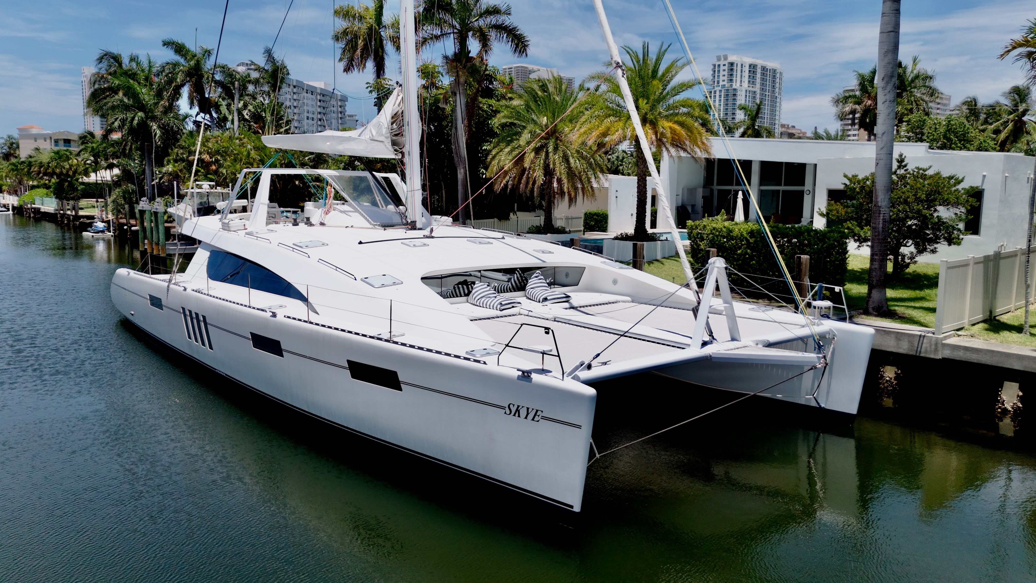 2023 Mystique Yachts Silhouette