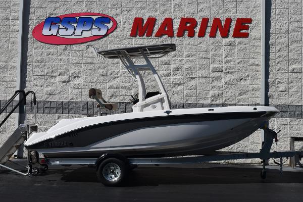 Yamaha Boats 195 FSH Sport 2025 Yamaha Boats 195 FSH Sport displayed at GSPS Marine dealership.