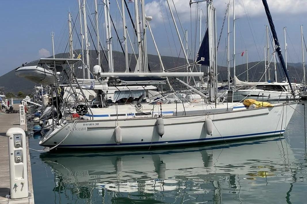 1998 Bavaria 38CC Ocean