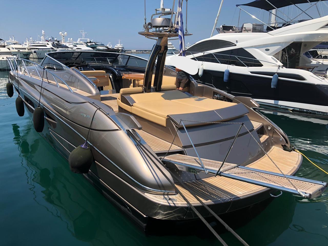 Riva 52 Rivale PHOTO-2020-12-22-19-58-01 2.jpg