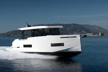 2025 De Antonio Yachts D50 Coupé