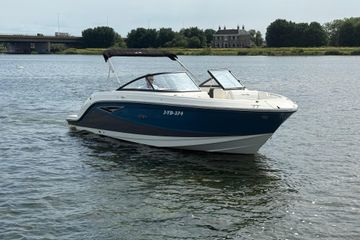 2020 Sea Ray SLX 250