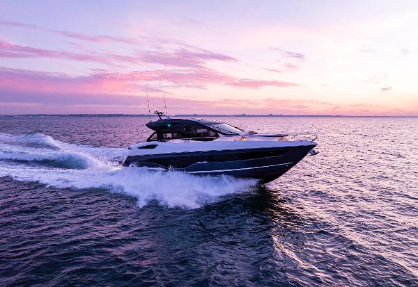 2025 Sunseeker Predator 55