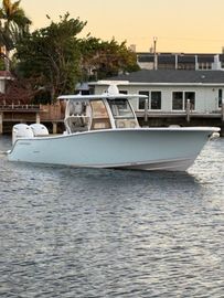 2025 Sportsman Open 322 Center Console