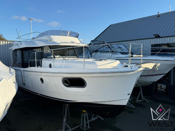 Beneteau Swift Trawler 30