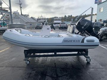 2023 Highfield Sport 330