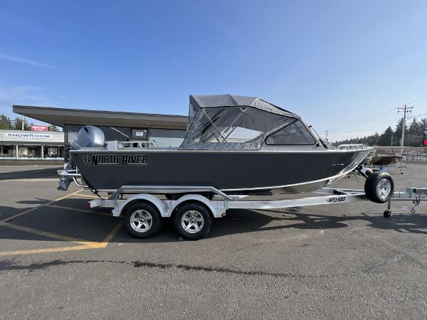 North River Seahawk Outboard 20'