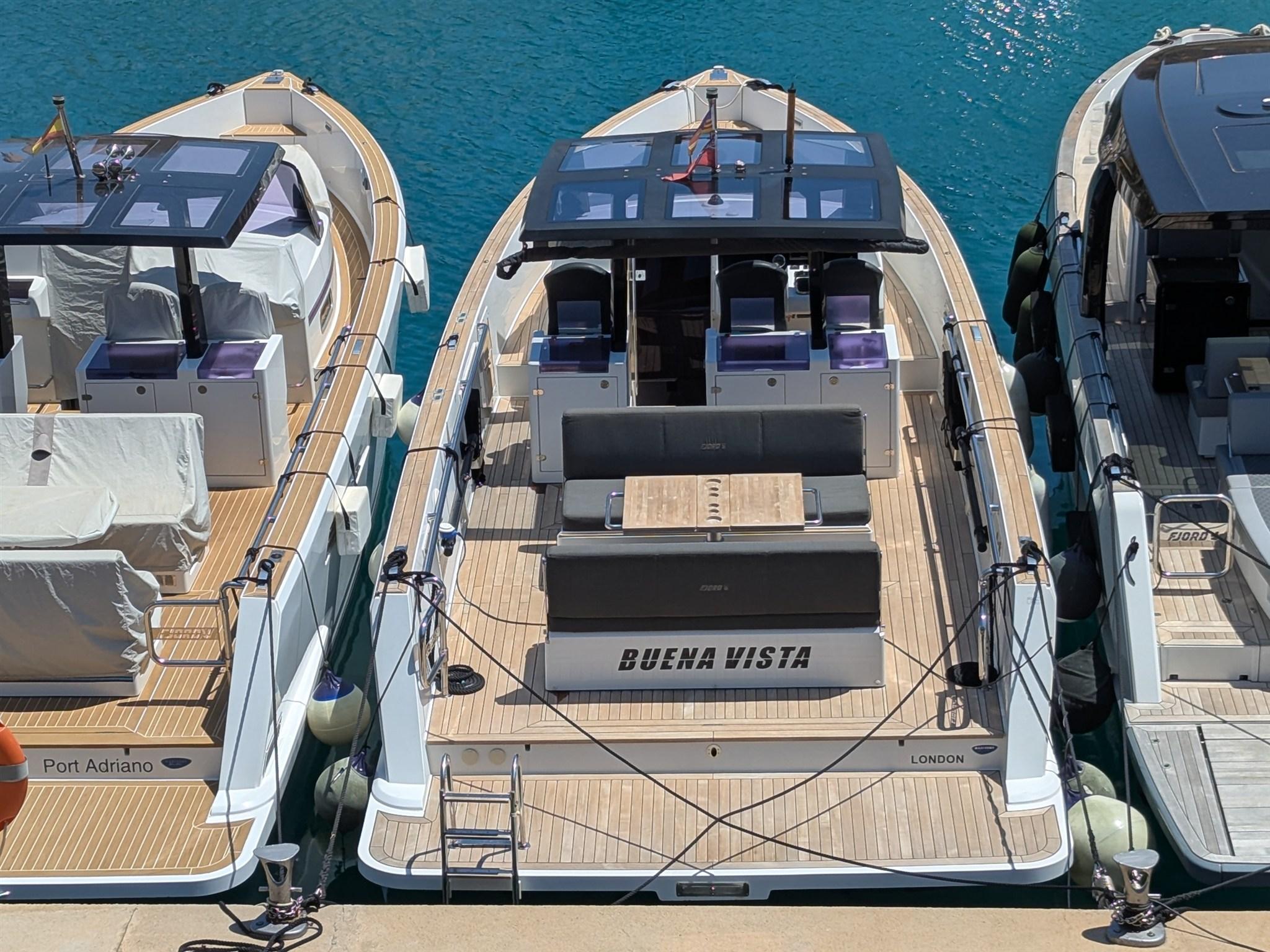 2016 Fjord 40 Open