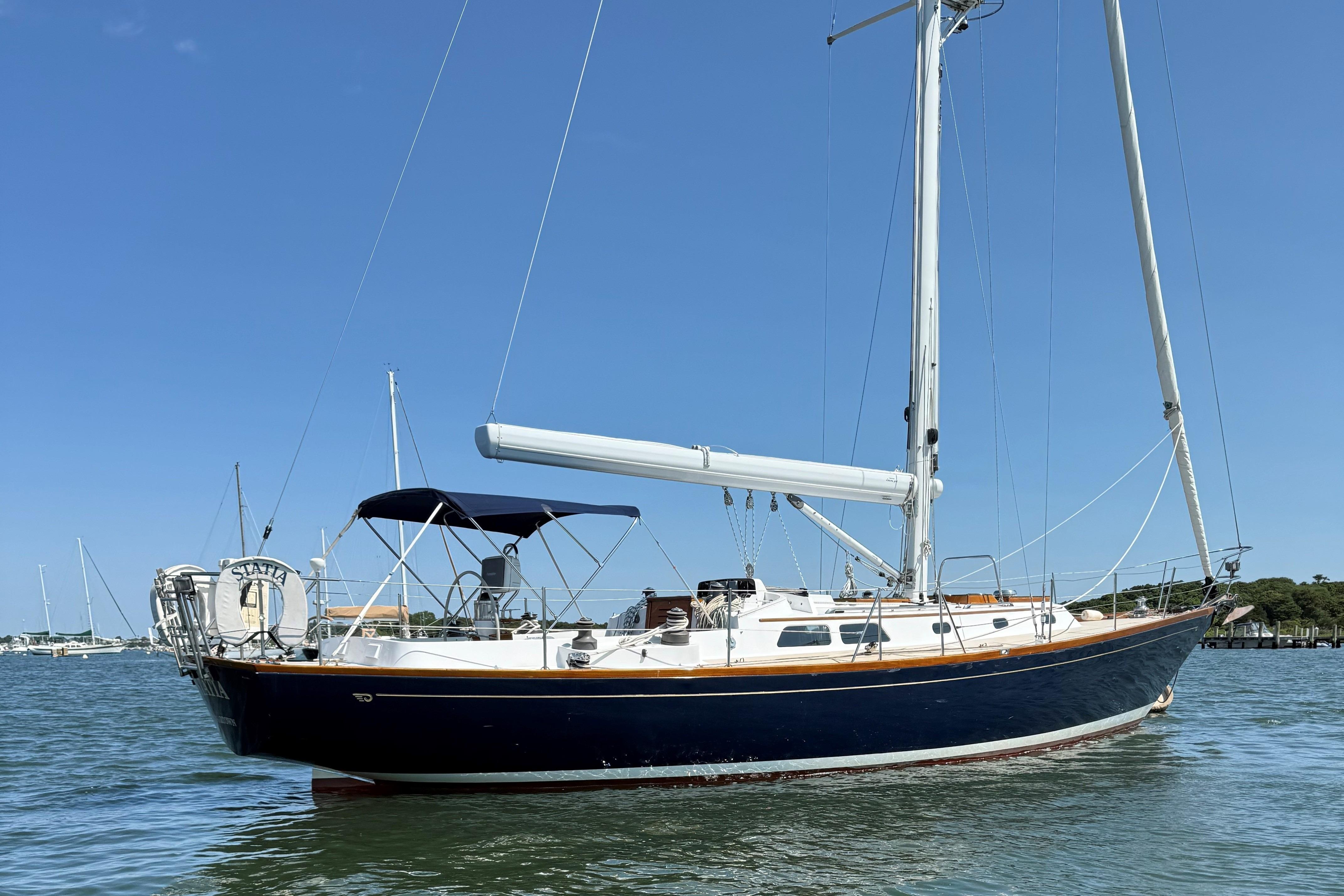 1994 Hinckley Sou'wester 42 Sloop