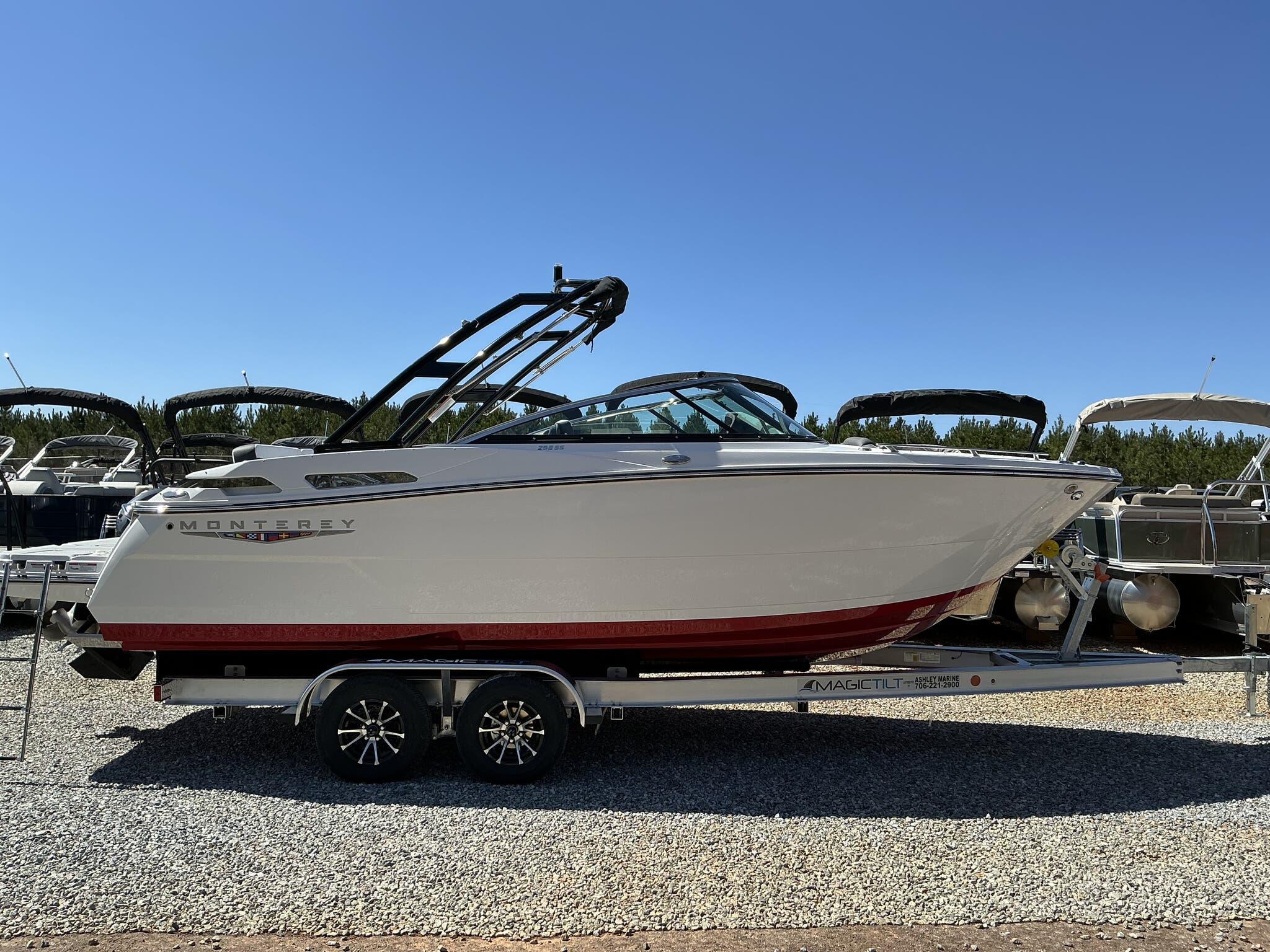 2025 Monterey SS 258