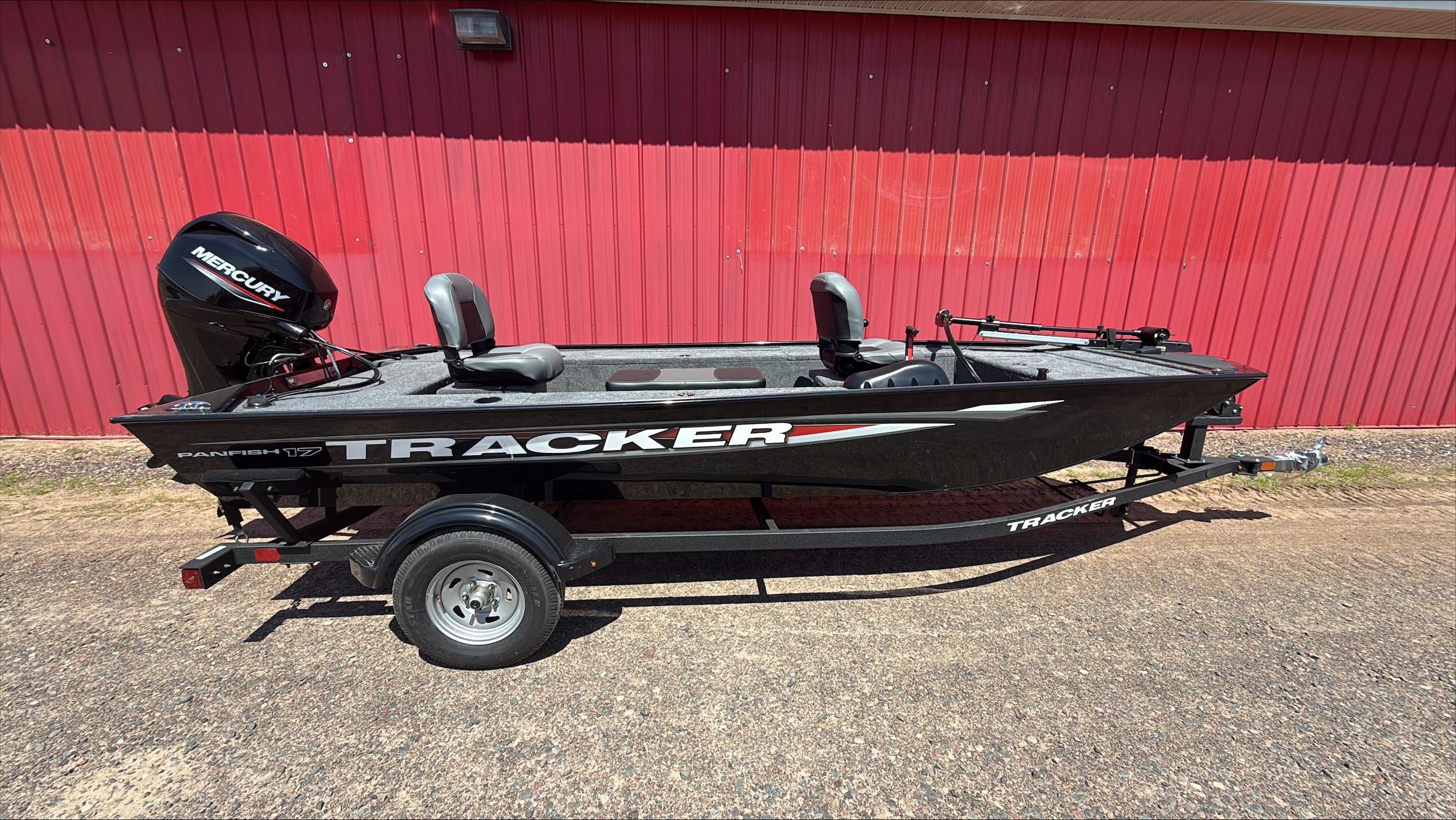 2025 Tracker Panfish 17