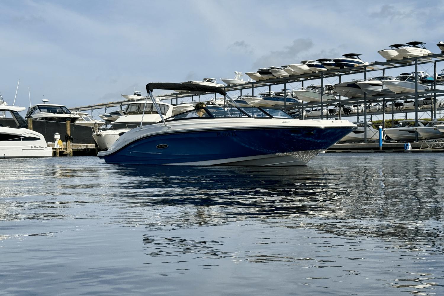 2023 Sea Ray 230 SPX