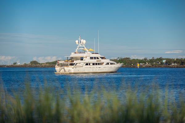 1991 Benetti 46m