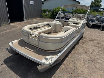 2004 Bennington 2250RL