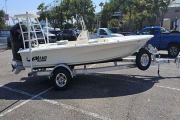 2026 Mako 18 Pro Skiff