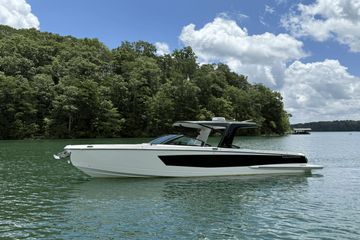 2022 Aviara AV 36