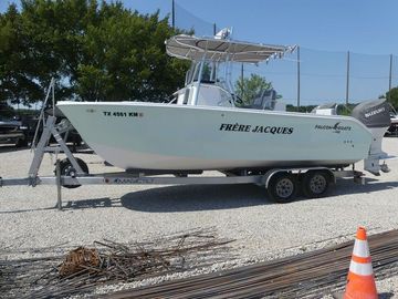 2022 Falcon Boats F22