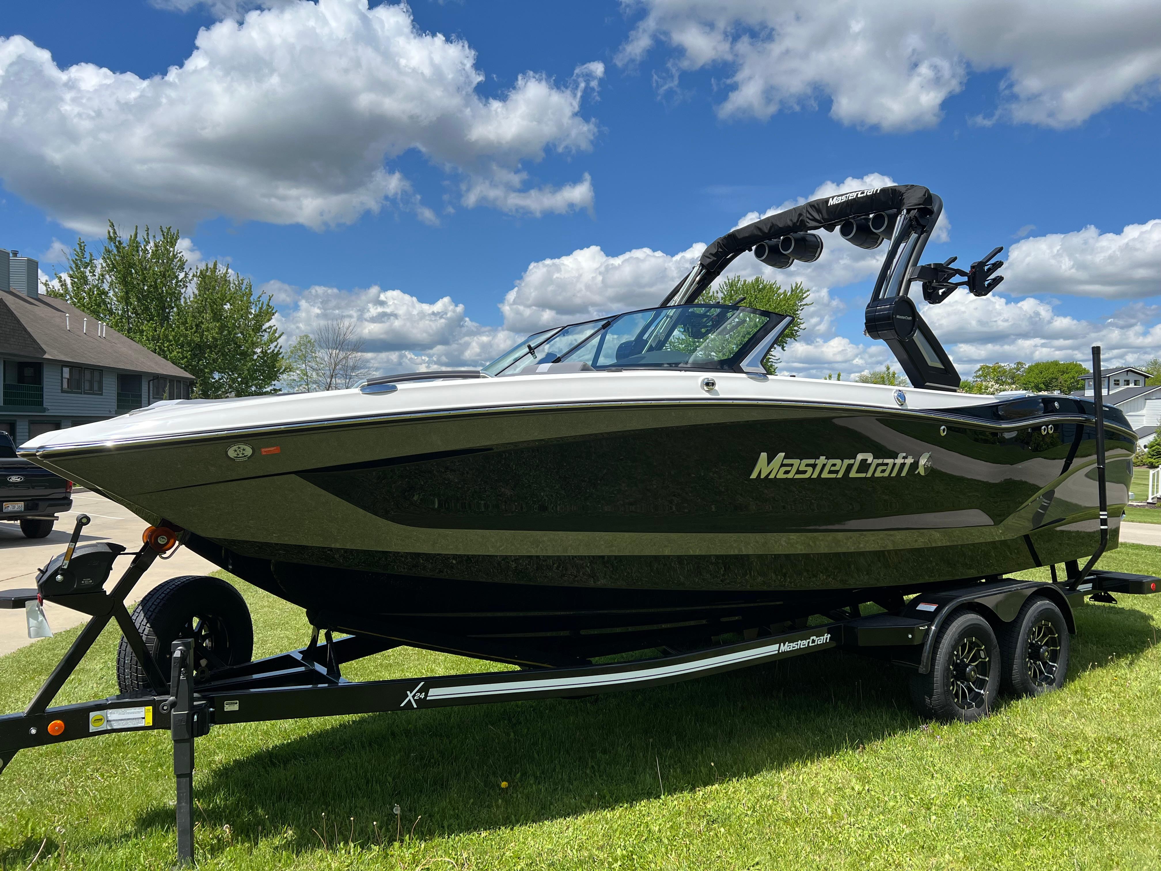 2025 MasterCraft X24