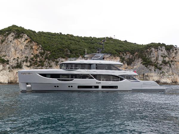 2027 Benetti Oasis 34M Co Ownership