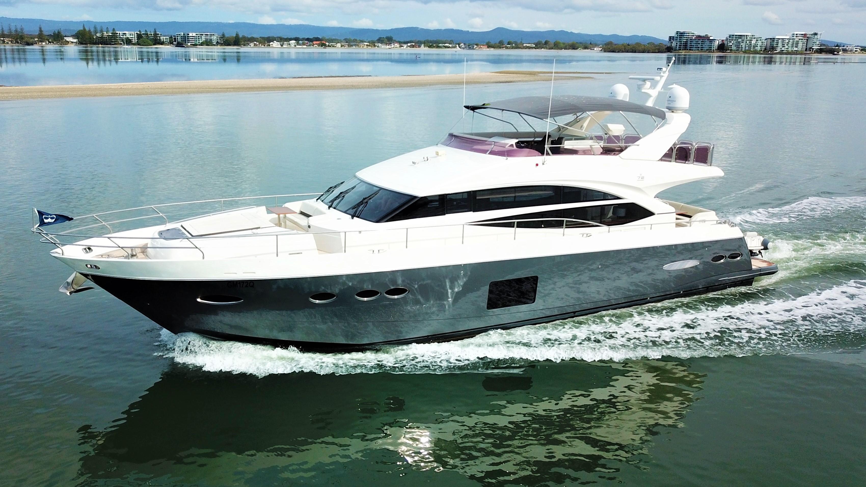 2014 Princess Flybridge 72 Motor Yacht