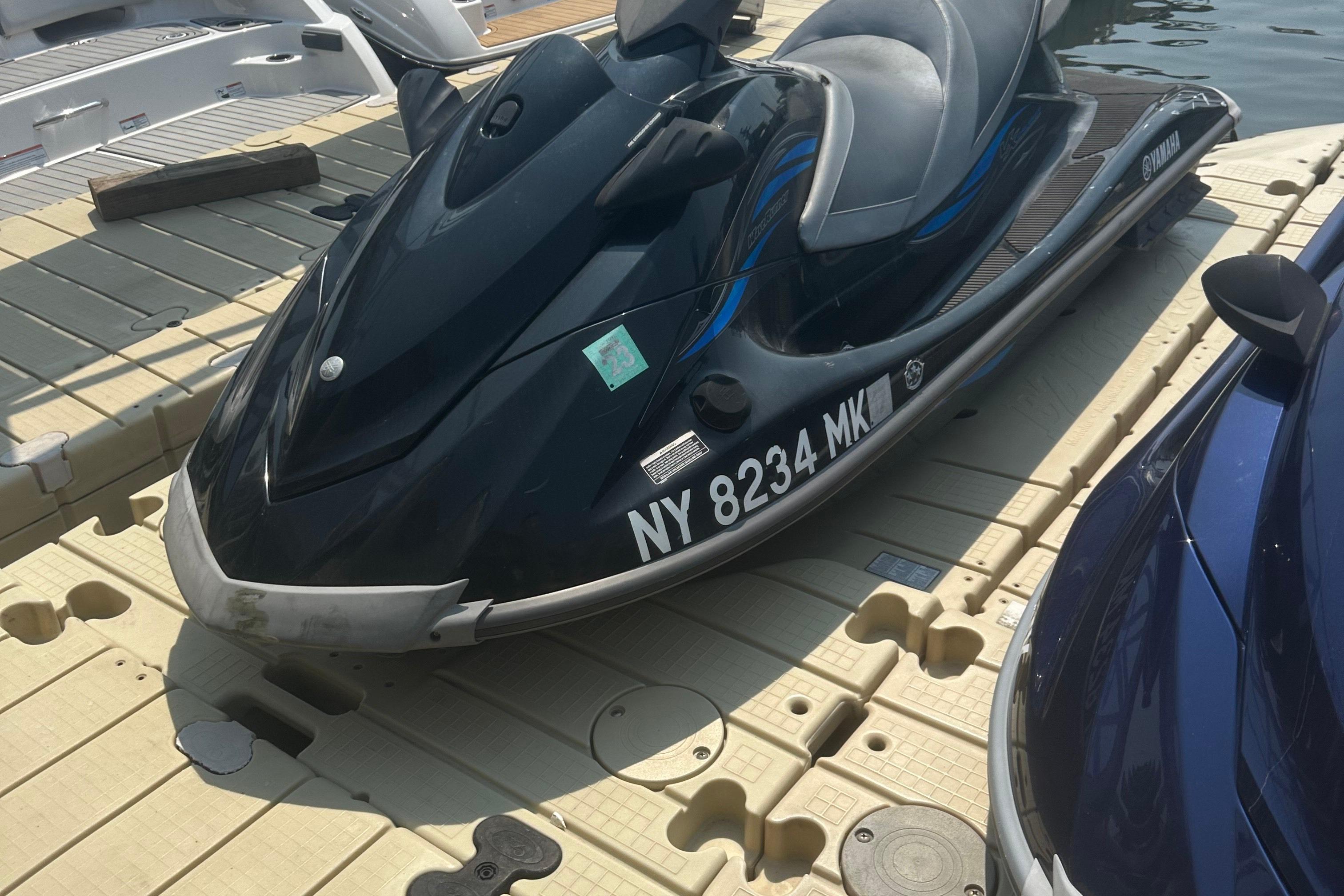 2014 Yamaha WaveRunner VX Cruiser