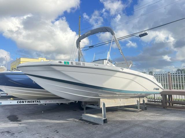 2022 Yamaha Boats 190 FSH Deluxe