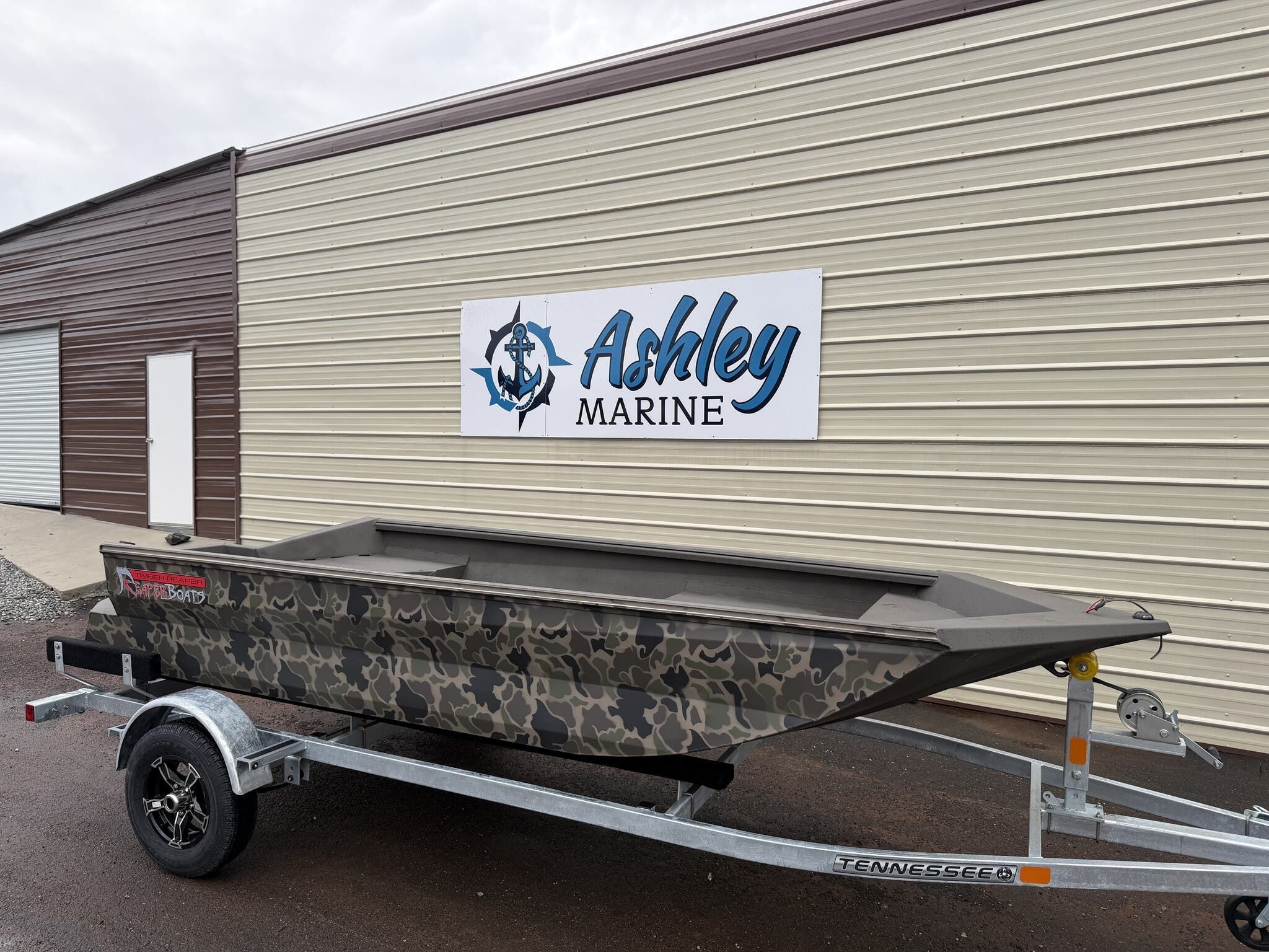 2026 Reaper Boats 553 STEP TRANSOM