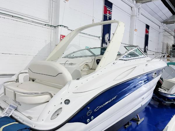 2004 Crownline 270 CR