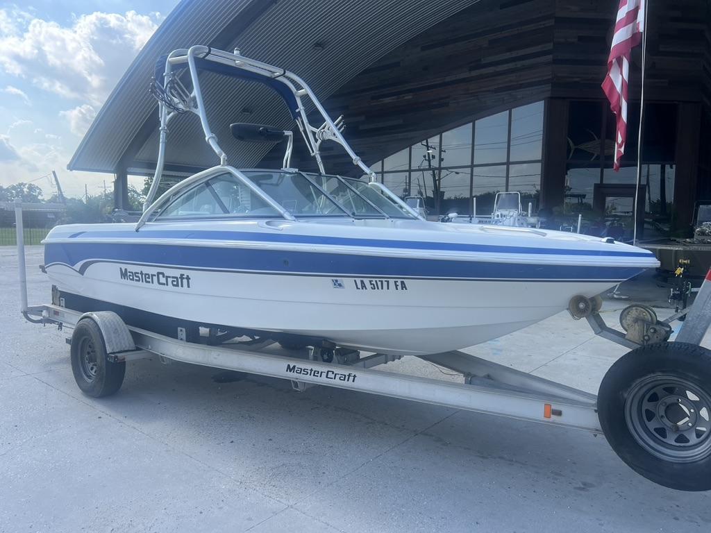 1999 MasterCraft 205 Prostar