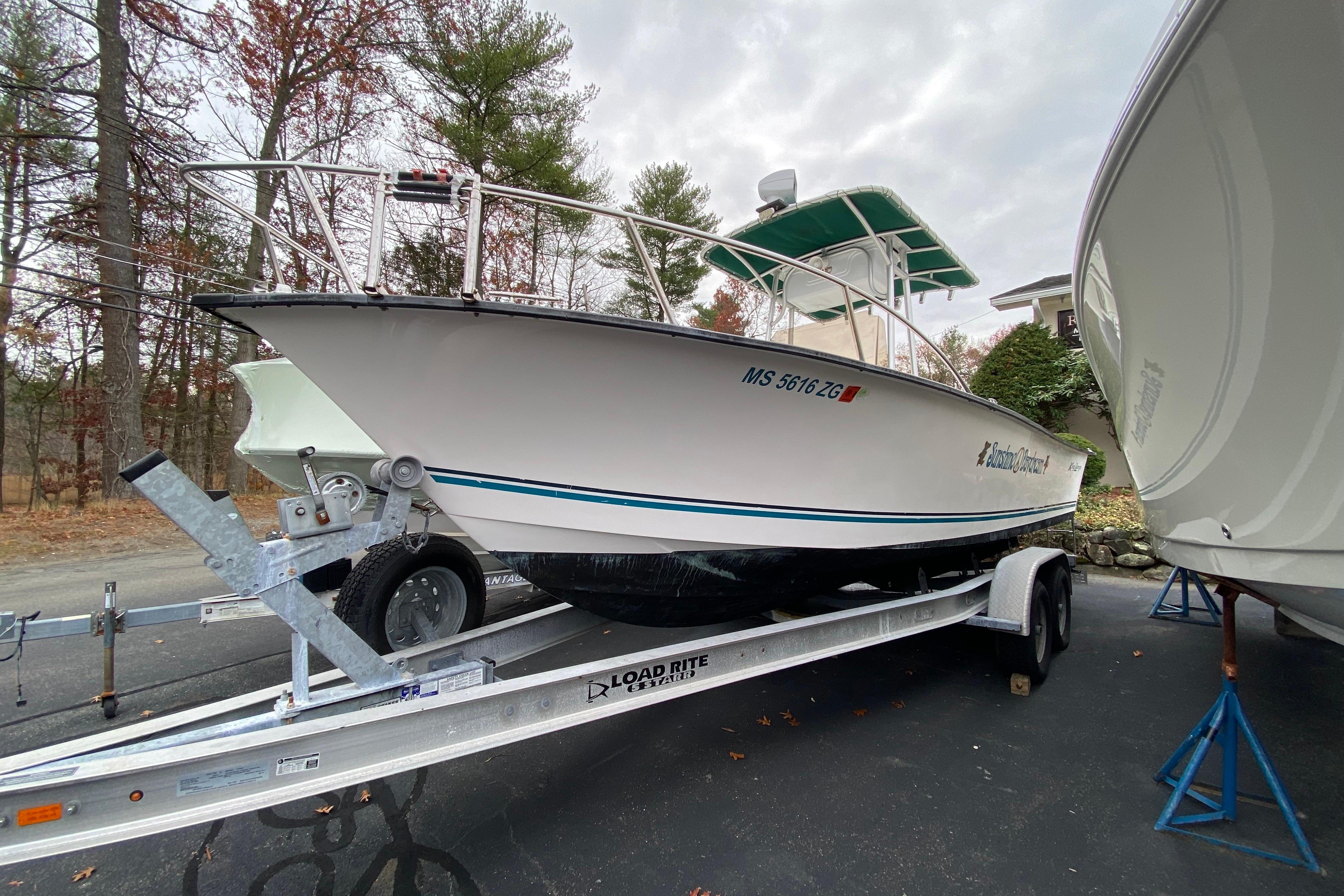 2005 Key Largo 236 Center Console