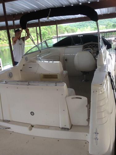 2002 Rinker Fiesta Vee 270