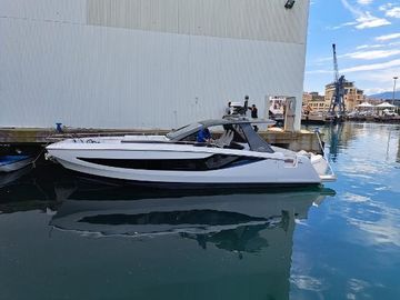 2024 Azimut Verve 42