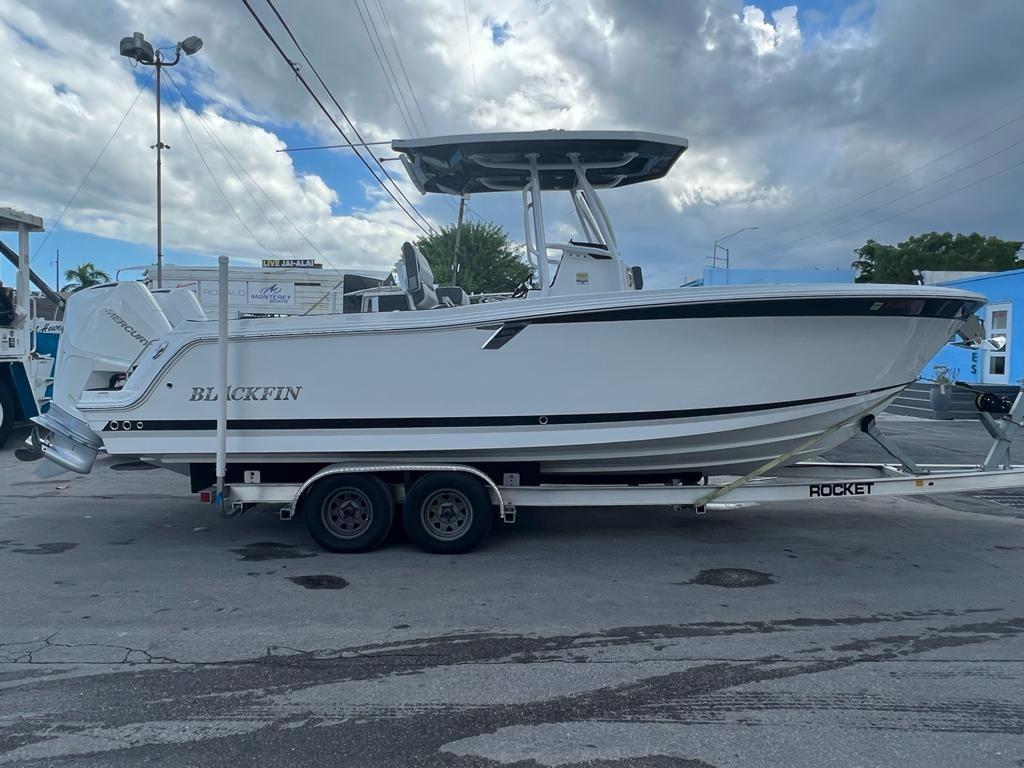 2023 Blackfin 252CC, Vero Beach Florida - boats.com