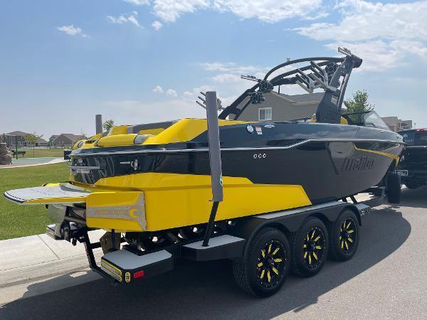 2020 Malibu Wakesetter 25 LSV