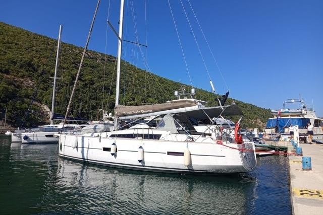 Dufour 460 Dufour 460