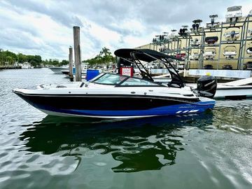 2018 Monterey M-45