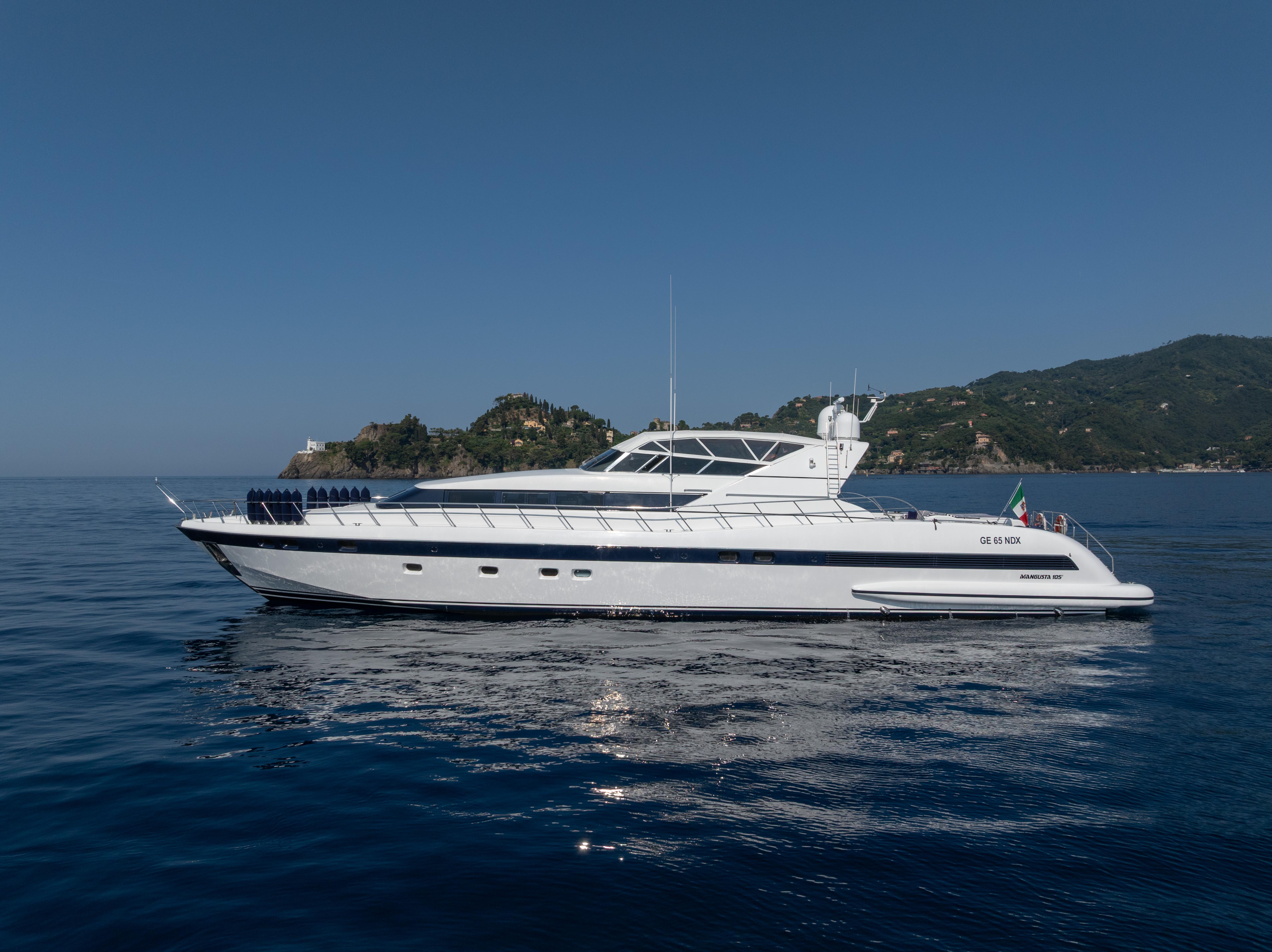 1999 Mangusta Mangusta 105