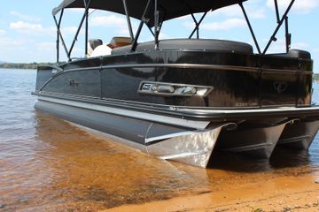 2023 Tahoe Pontoon Cascade Platinum Versatile Rear Bench 23'