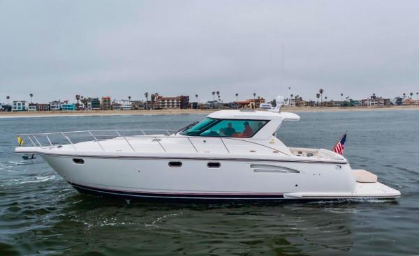 2004 Tiara Yachts 4400 Sovran