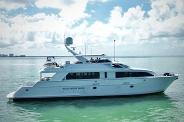 2002 Hatteras 92 Cockpit Motor Yacht