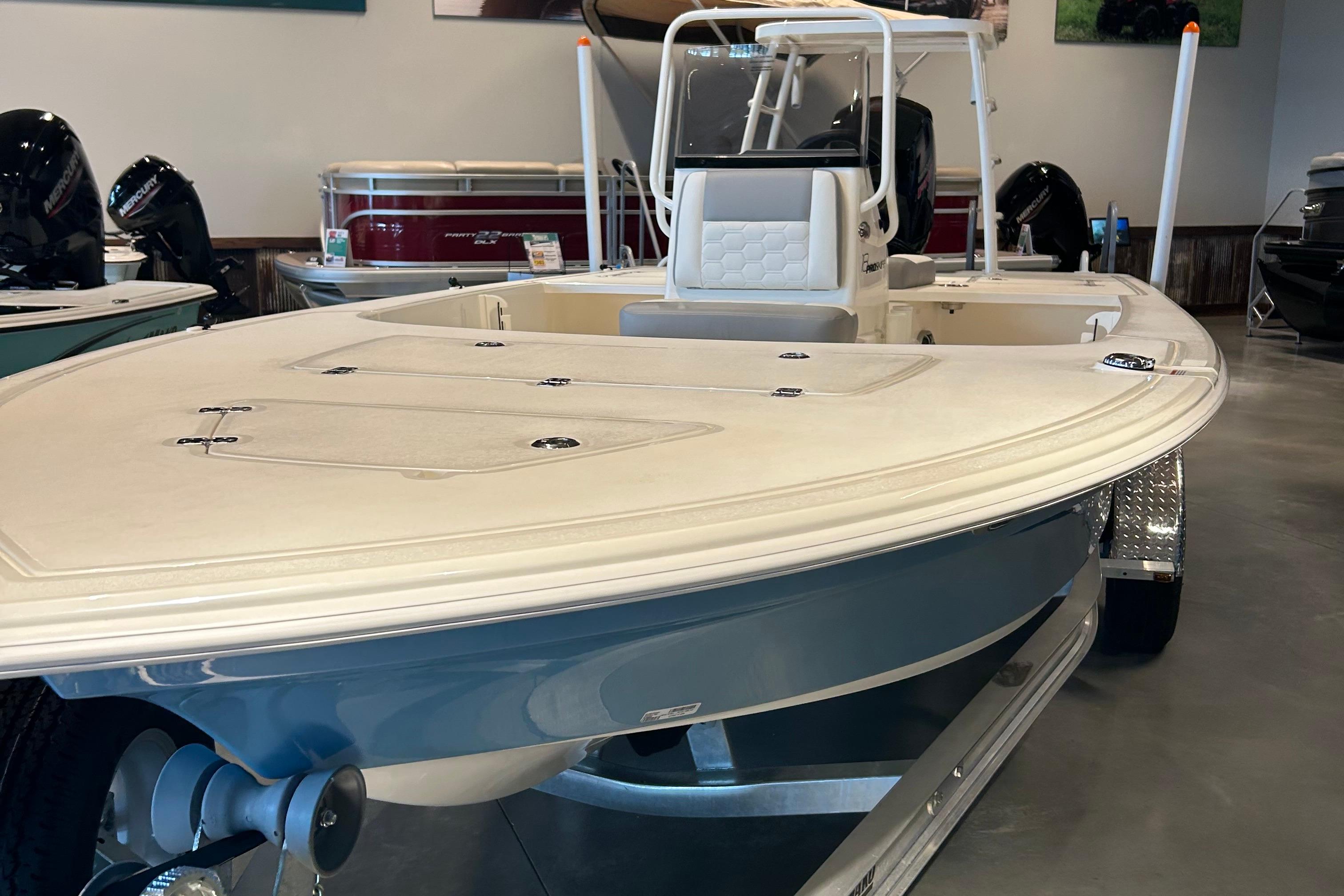 2026 Mako Pro Skiff 18