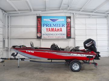 2018 Tracker Proteam 175