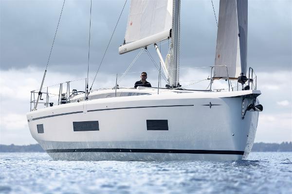 2025 Bavaria C46
