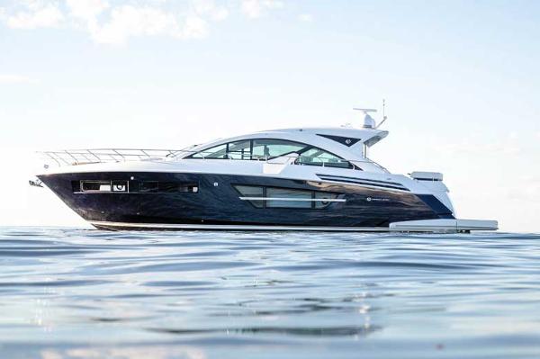 2025 Cruisers Yachts 60 Cantius
