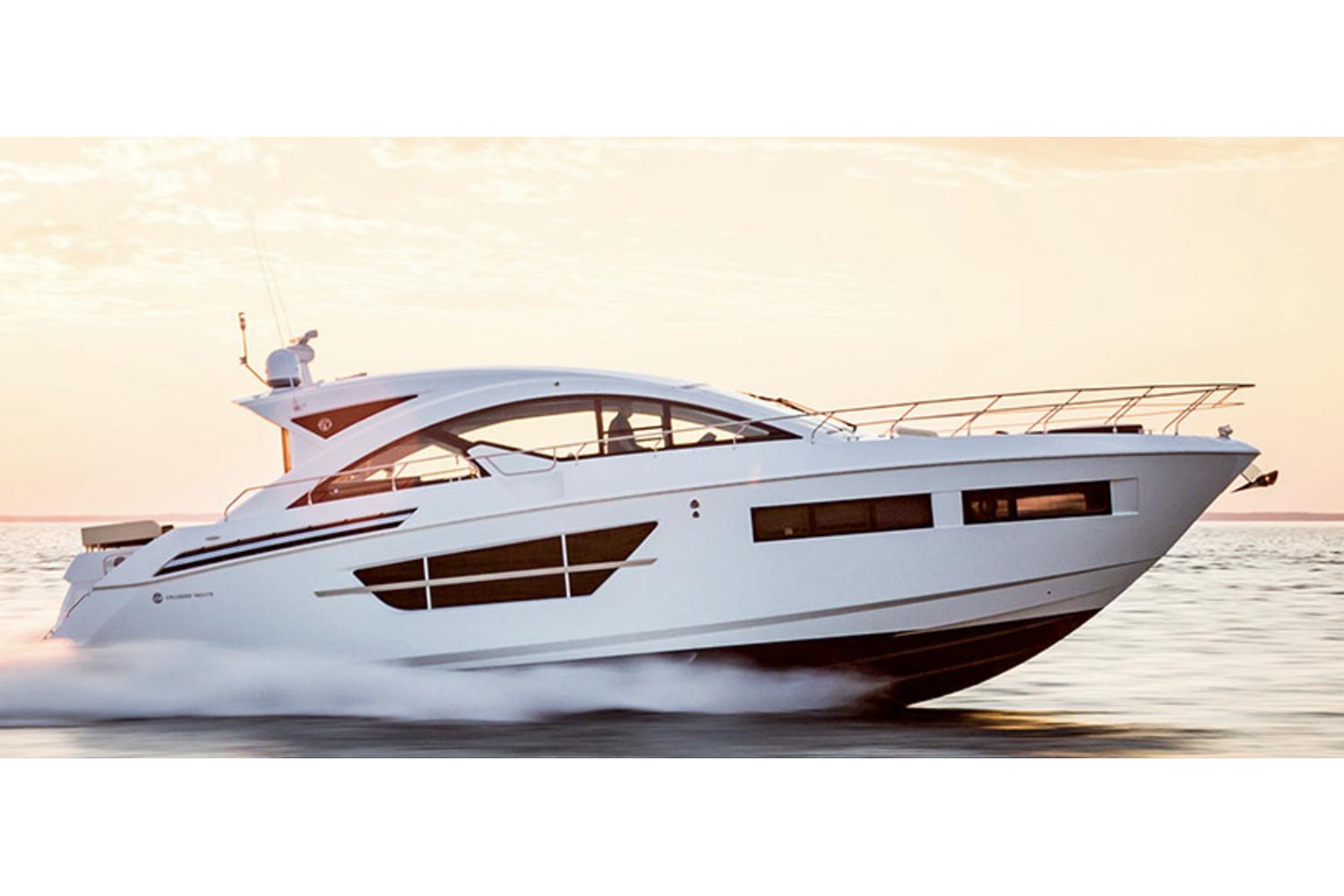 Cruisers Yachts Boat image