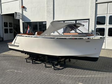 2023 Lifestyle 600 Tender
