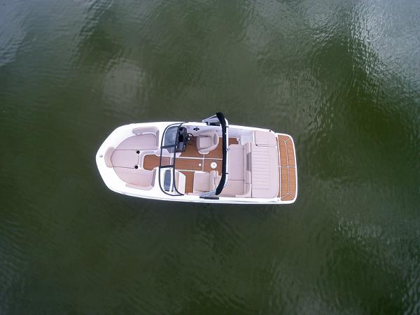 2023 Bayliner VR5 Bowrider